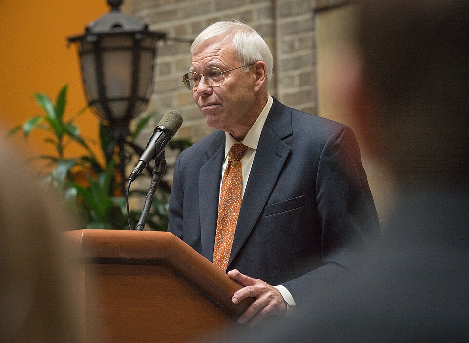 Officers Will Begin — 2016 FAS swear in ceremony keynote speaker 09